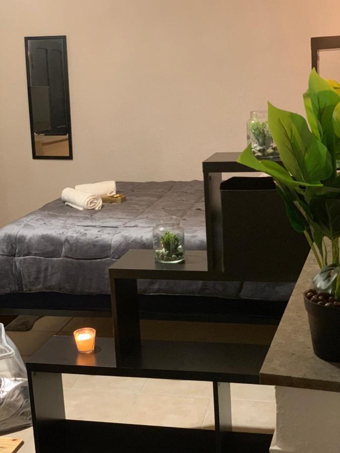 Tres Belle Suite Dans Le Centre Historique Ideale Pour 2 Personnes Orange  Kültér fotó