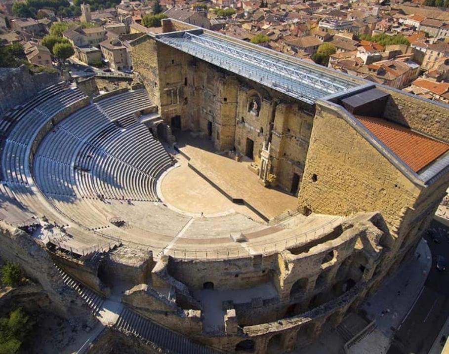 Tres Belle Suite Dans Le Centre Historique Ideale Pour 2 Personnes Orange  Kültér fotó
